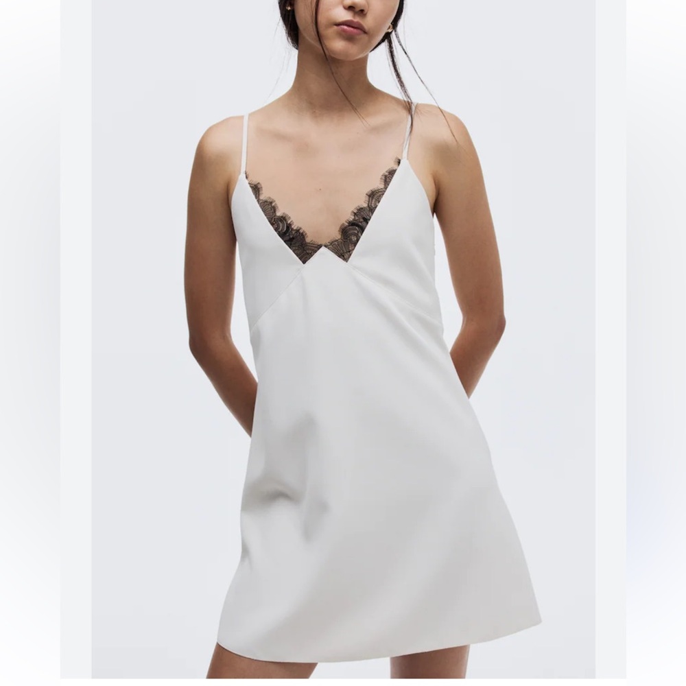 H&M Delicate White Lace-Trim Detail Short Slip Dress NWT